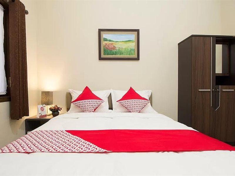 Oyo 572 Omah Gedongkuning Syariah Homestay Yogyakarta Dış mekan fotoğraf